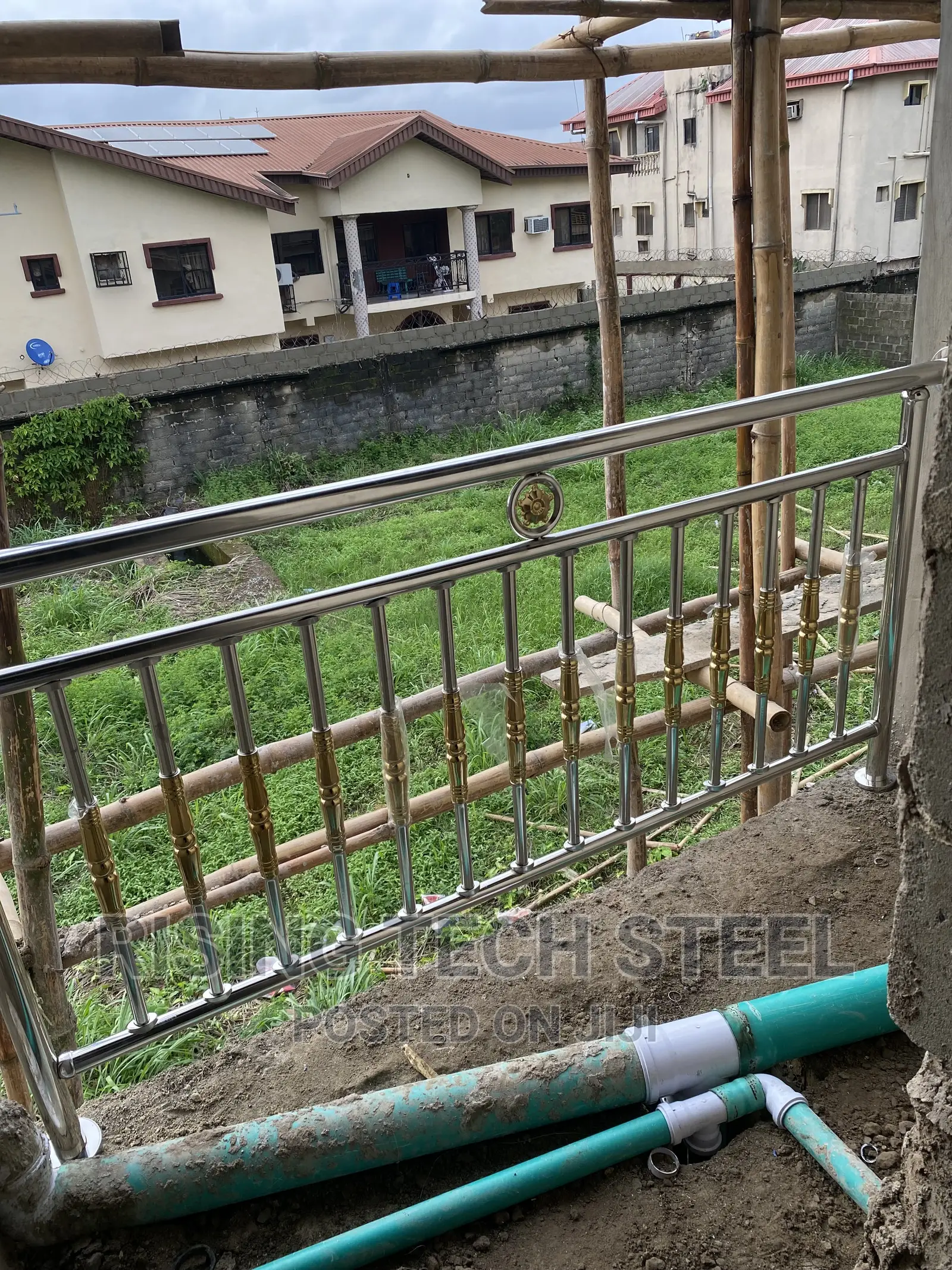 Design Golden Handrail
