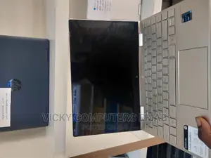 New Laptop HP Envy X360 13z 8GB Intel Core I5 SSD 256GB