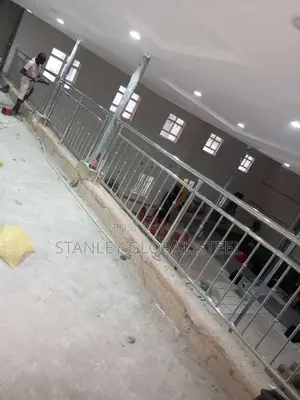 Stainless Rails Pipe Design Gold