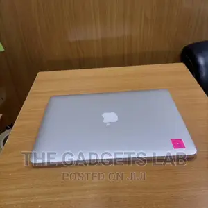 Laptop Apple MacBook Pro 2014 8GB Intel Core i5 SSD 256GB