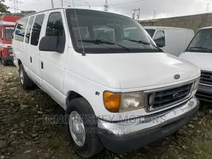 Ford E350 2006 White