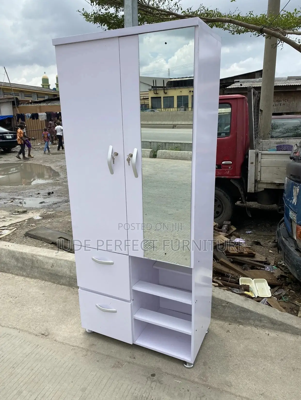 Quality Wardrobe With Mirror