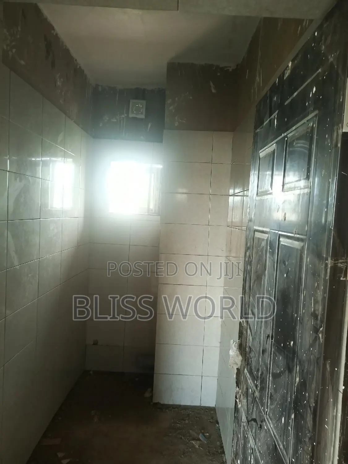 Hot Sale, Very Strategic Located Complex for Sale in Mabuchi