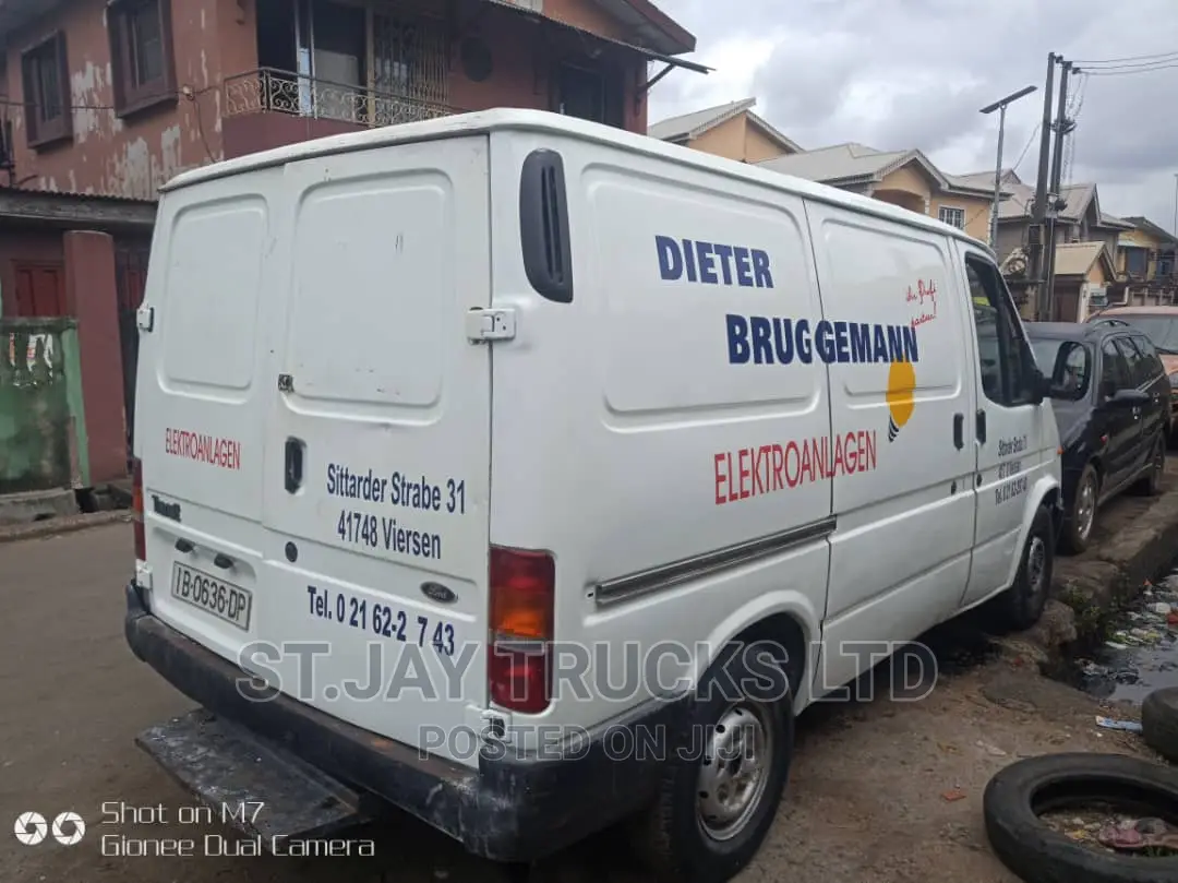 Ford Transit 2005