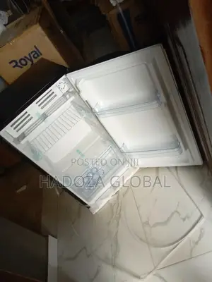 Efficient Royal Refrrigerator RBC-100