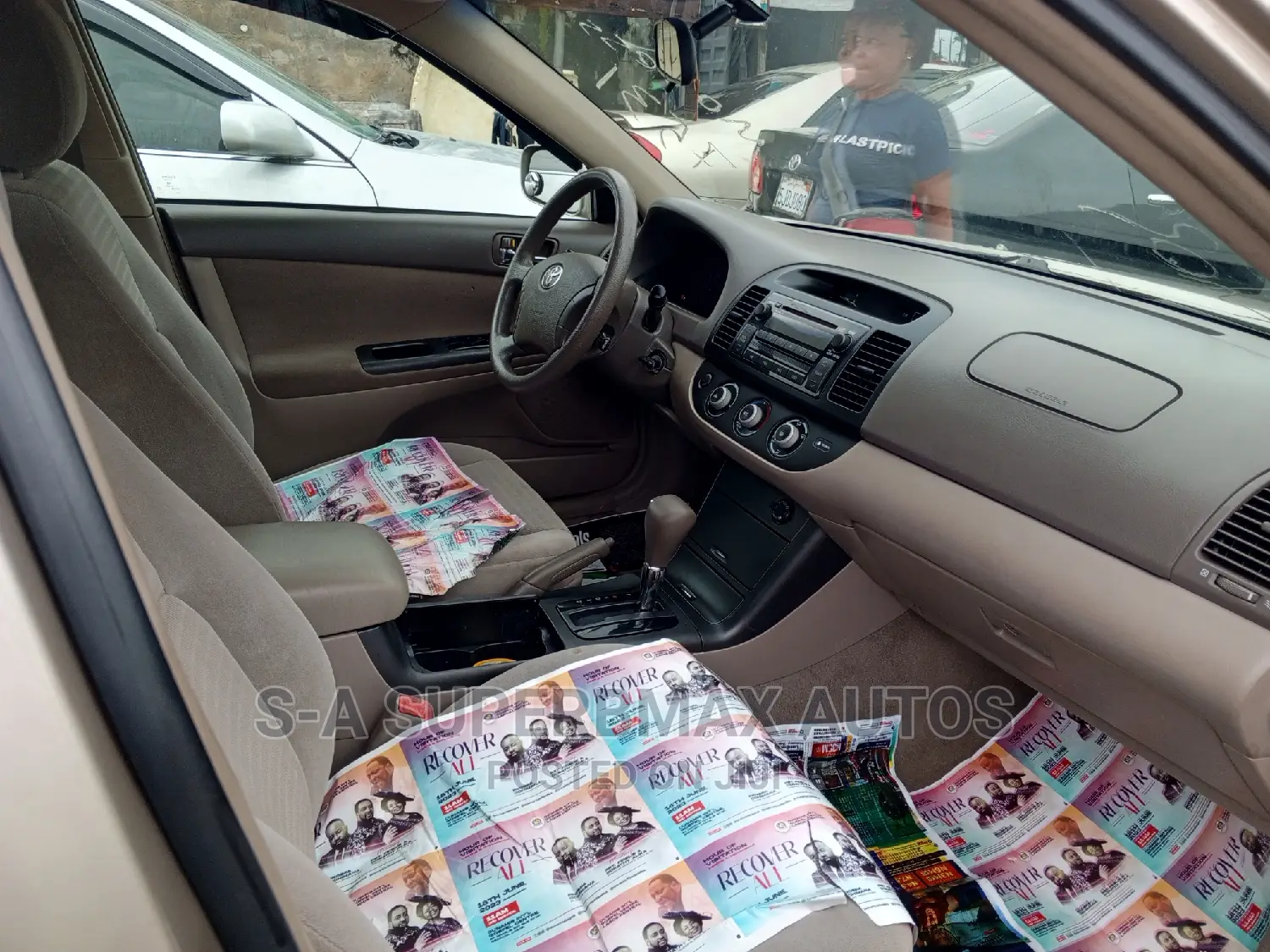 Toyota Camry 2005 Gold