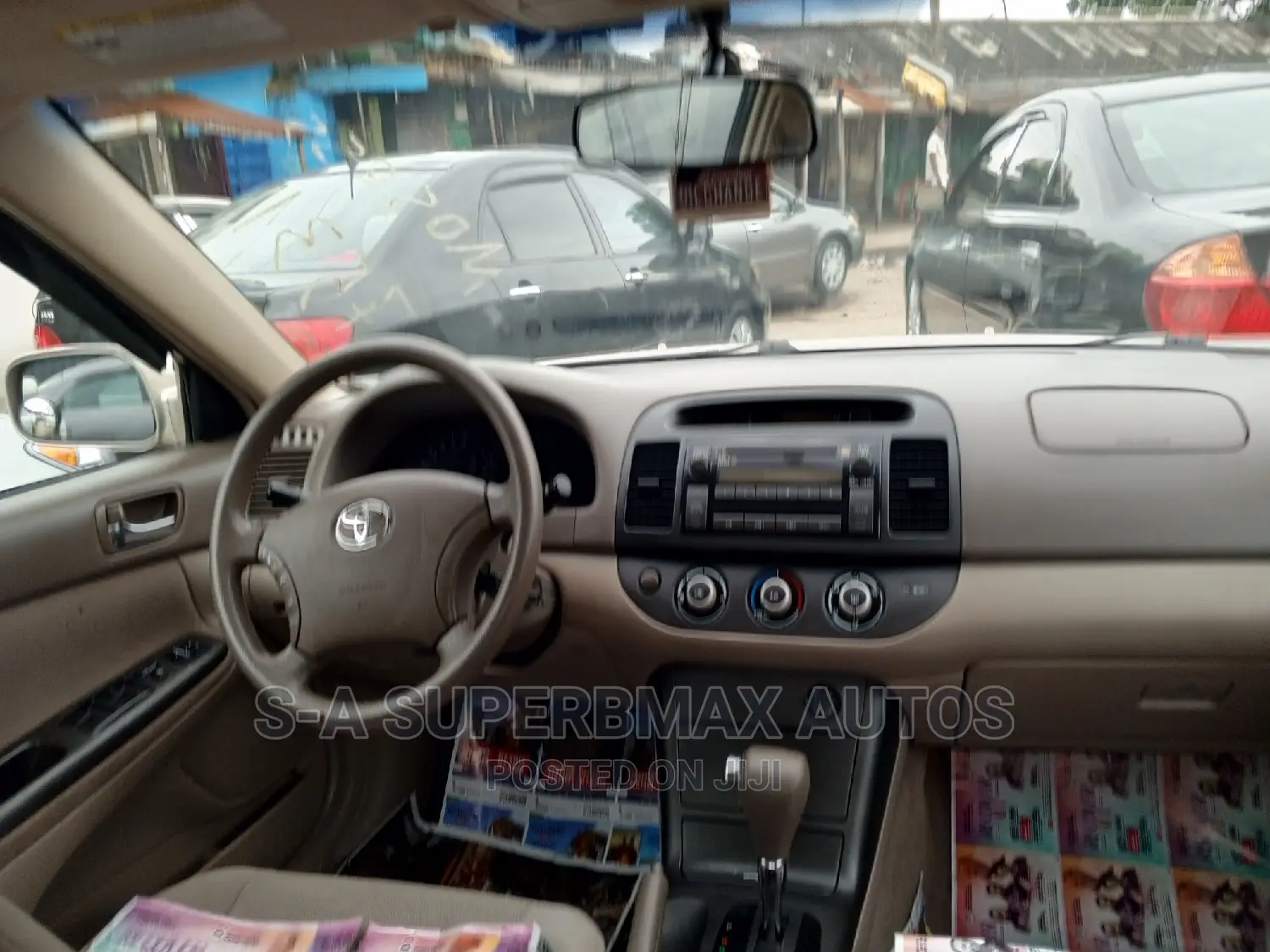 Toyota Camry 2005 Gold