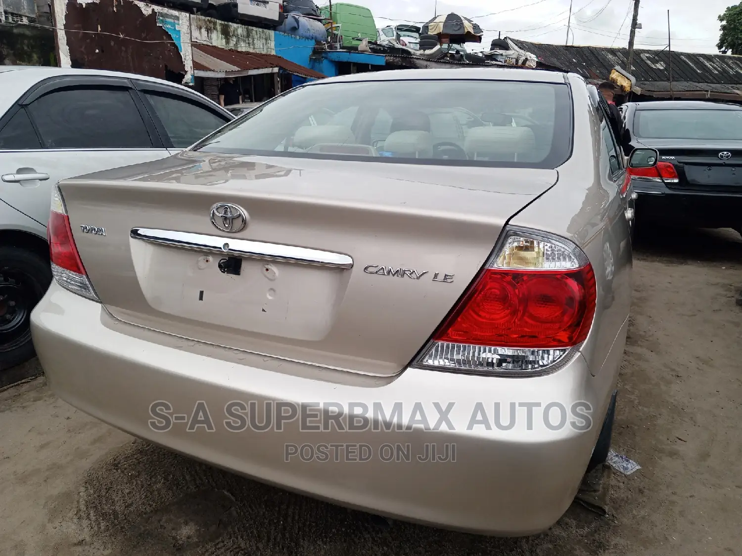 Toyota Camry 2005 Gold