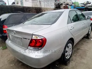 Toyota Camry 2006 Silver