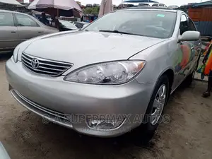 Toyota Camry 2006 Silver