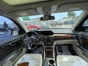 Mercedes-Benz GLK-Class 350 4MATIC 2013 Black