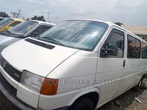 Volkswagen Transporter 2002 White