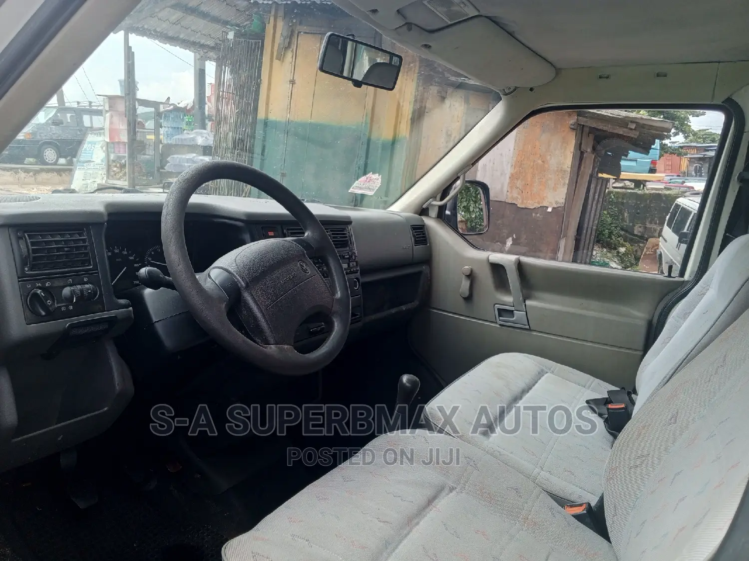 Volkswagen Transporter 2002 White