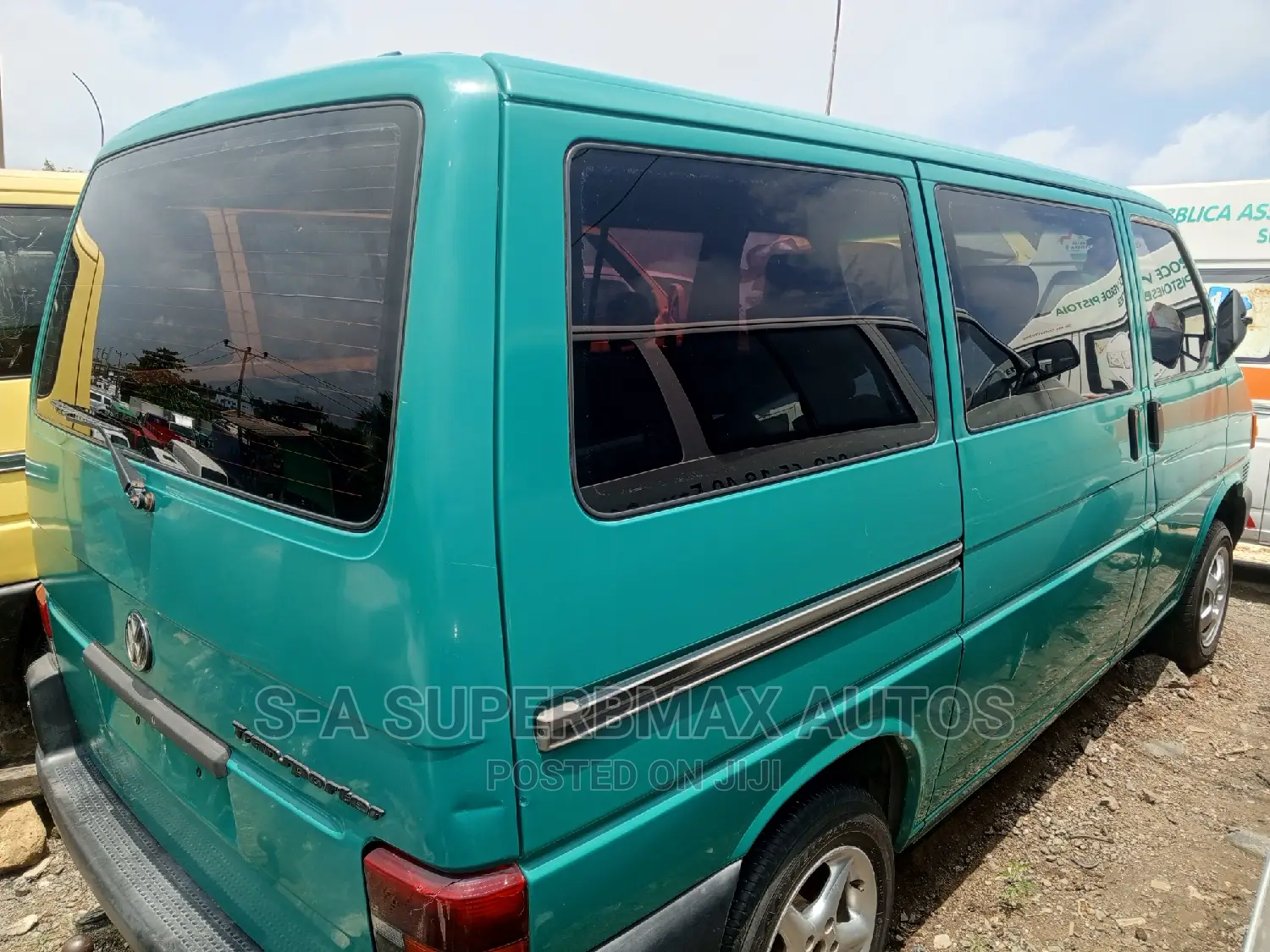 Volkswagen Transporter 2001 Green