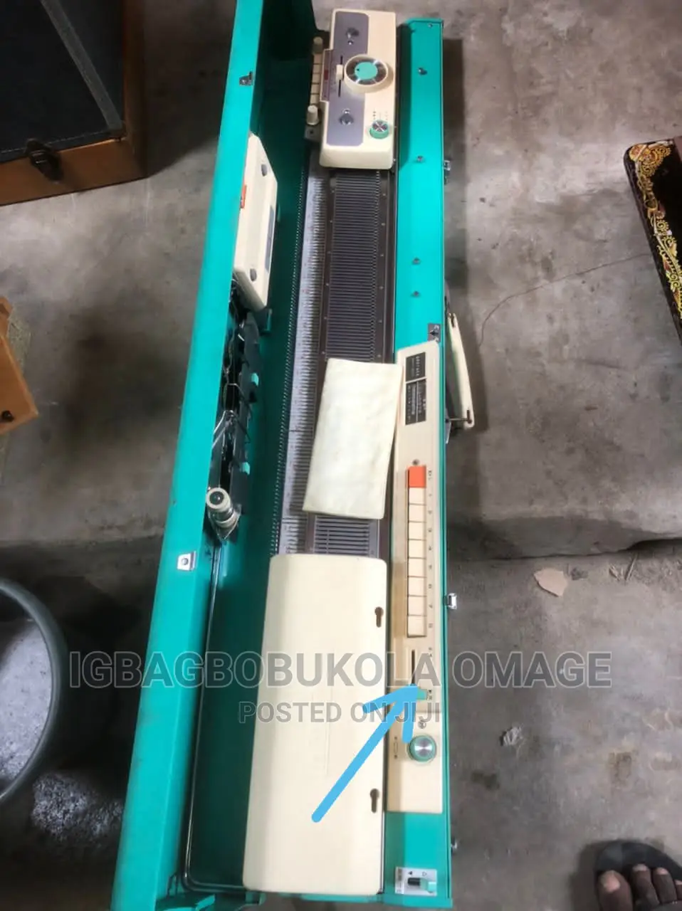 Knitting Machine and Accessories