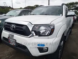Toyota Tacoma 2013 White