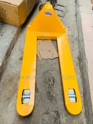 Heavy Duty Panel Truck 5000kg