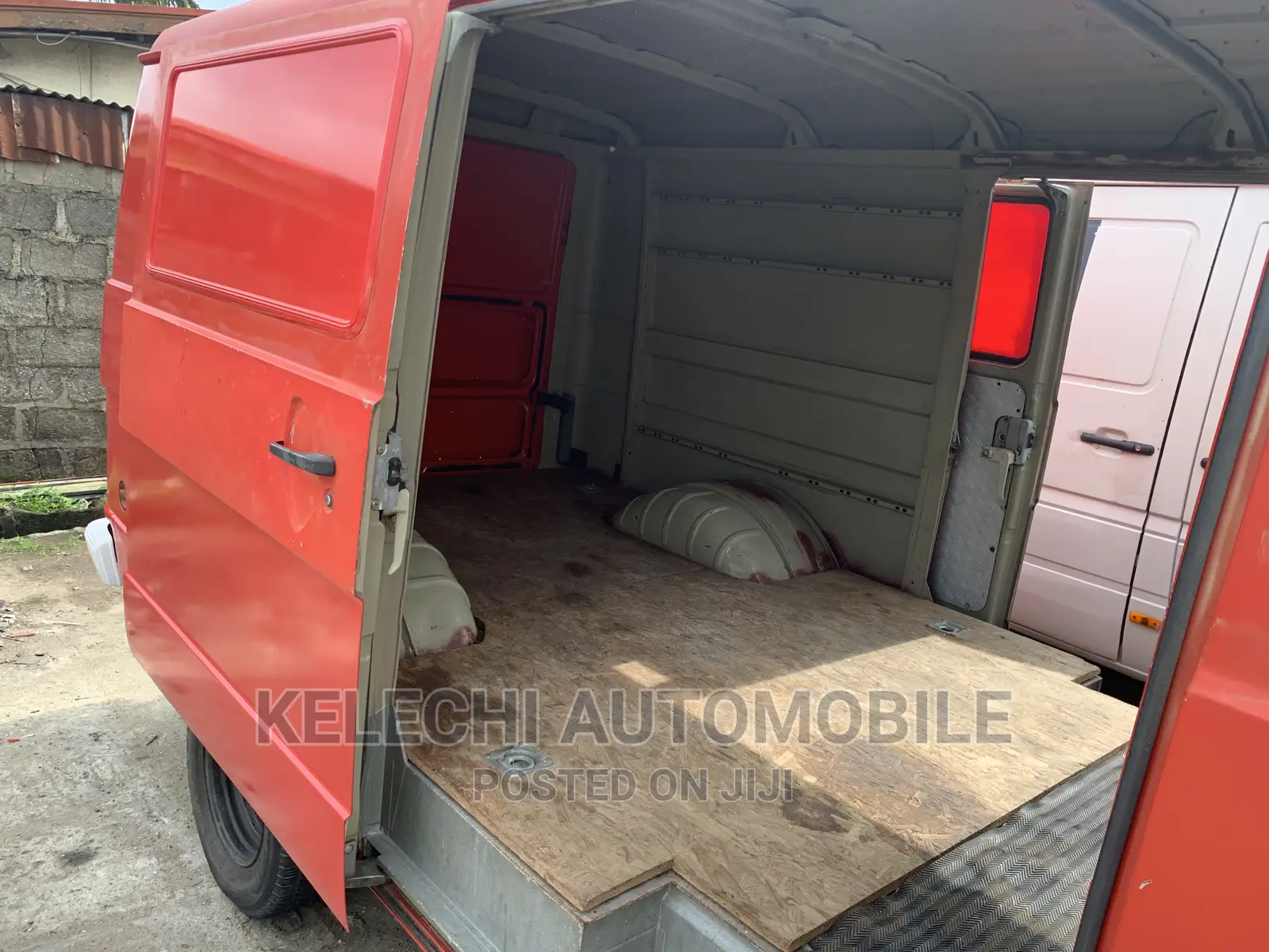 Volkswagen LT 1999 Red