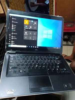 Laptop Dell Latitude 7440 6GB Intel Core i5 HDD 500GB