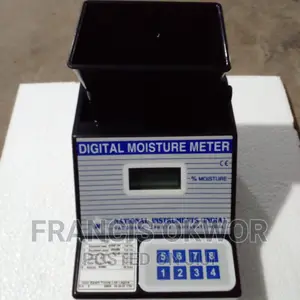 Photo - Digital Moisture Meter Universal