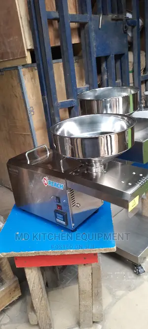 Stainless Steel Oil Extractor Machine