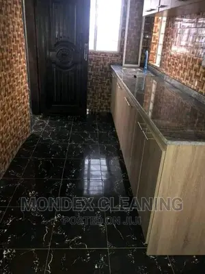 Interlock Floor Washing/Cleaning/Fumigation