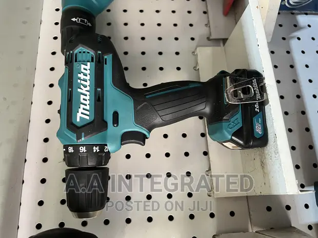 Makitta Cordless Drilling Machine 12v for sale - A.A