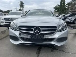Mercedes-Benz C300 2015 Silver