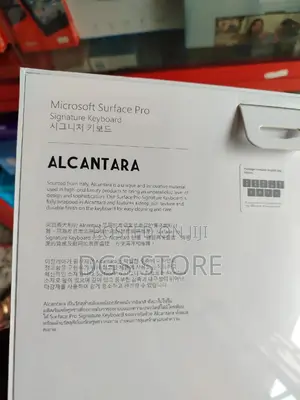 Microsoft Surface Pro Signature Keyboard With Finger Print