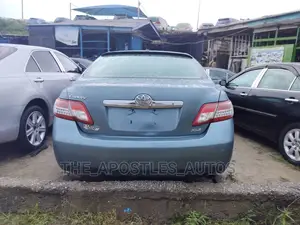Toyota Camry 2011 Green
