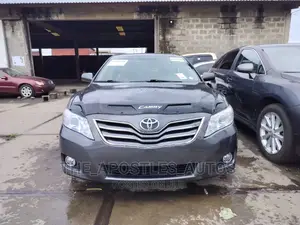 Toyota Camry 2010 Gray