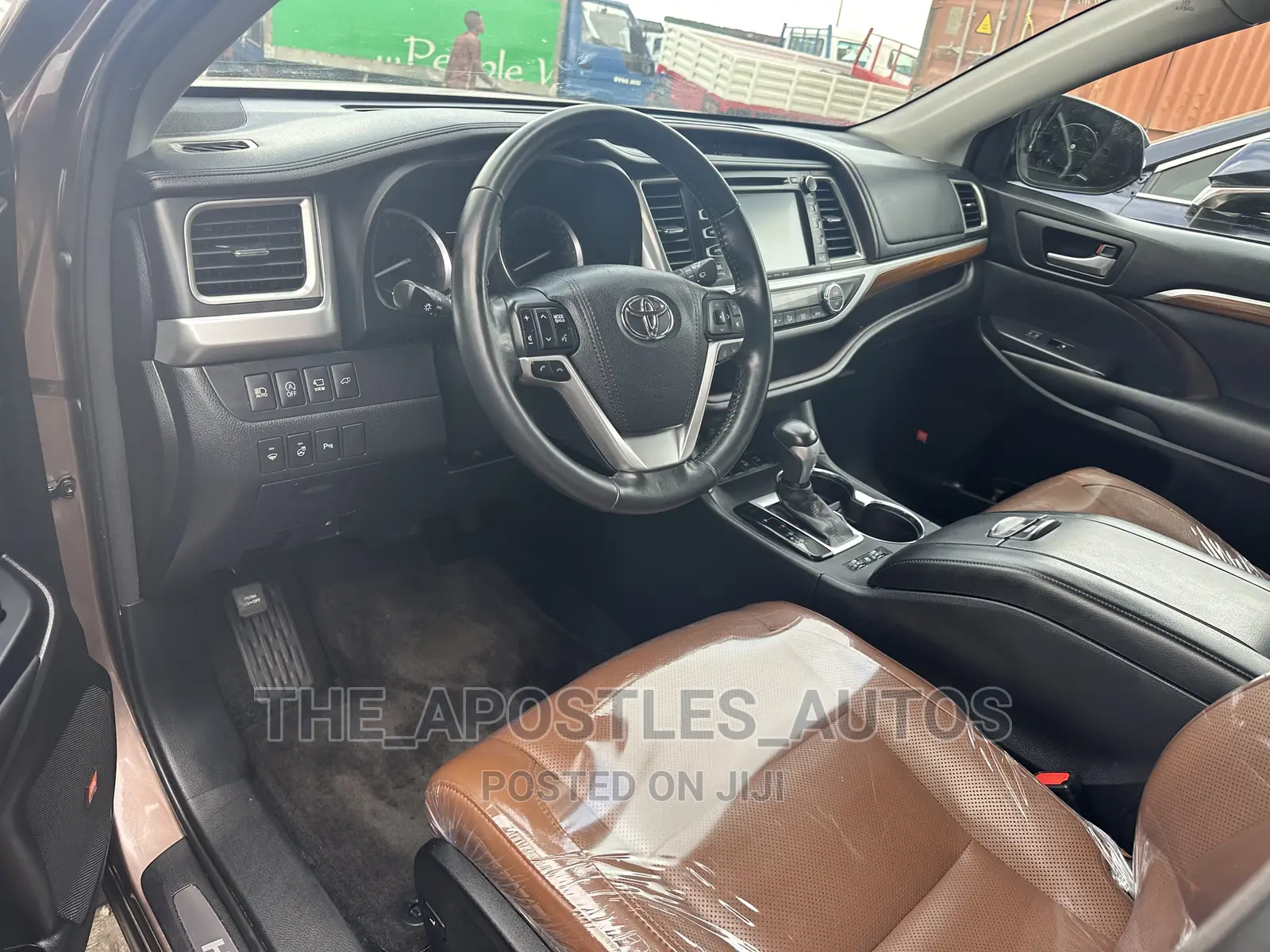 Toyota Highlander 2018 Brown