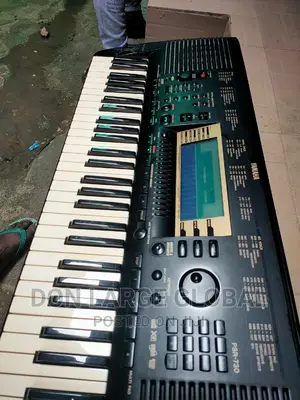 Yamaha PSR-730