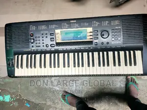 Yamaha PSR-730