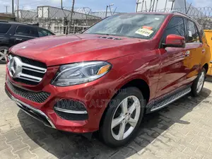 Mercedes-Benz GLE-Class GLE 350d 4MATIC 2017 Red