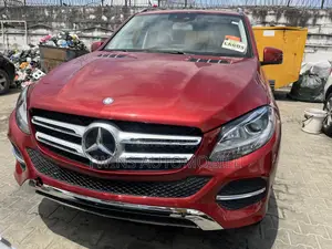 Mercedes-Benz GLE-Class GLE 350d 4MATIC 2017 Red