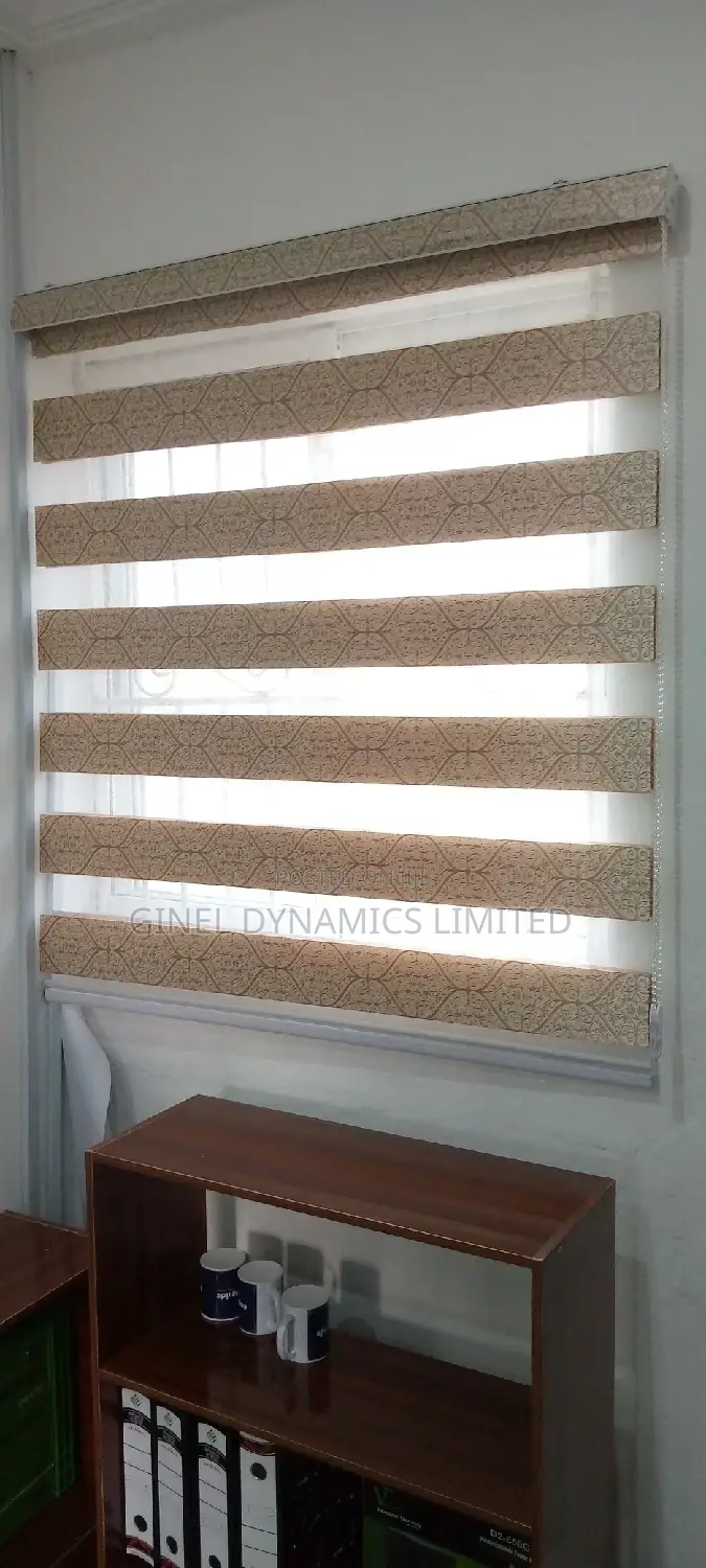 High Quality Window Blind (Free Delivery)