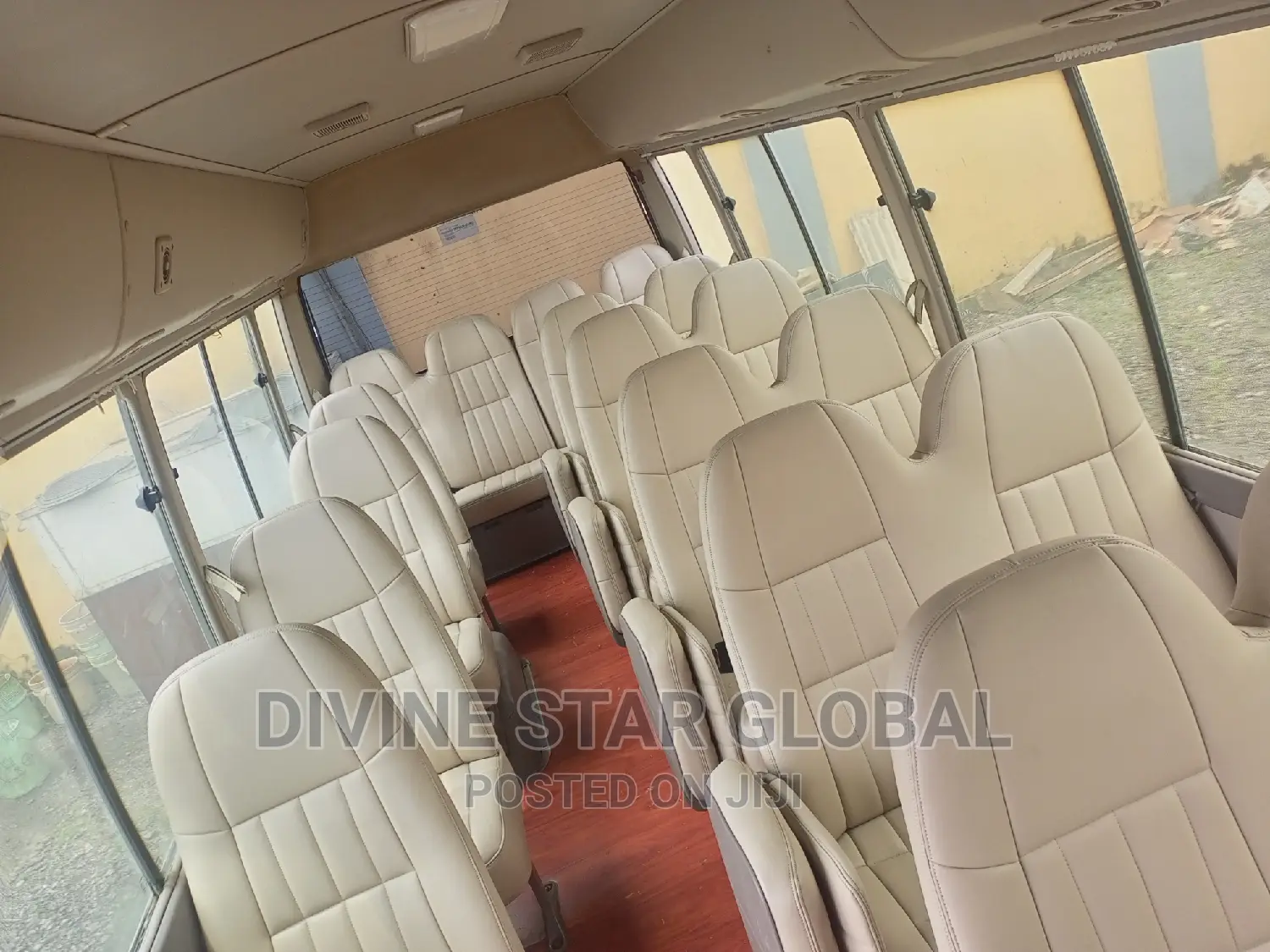 Toyota Coaster 2013 Gold
