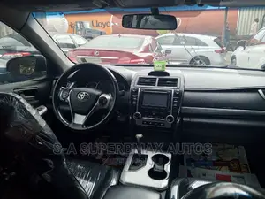 Toyota Camry 2013 Silver
