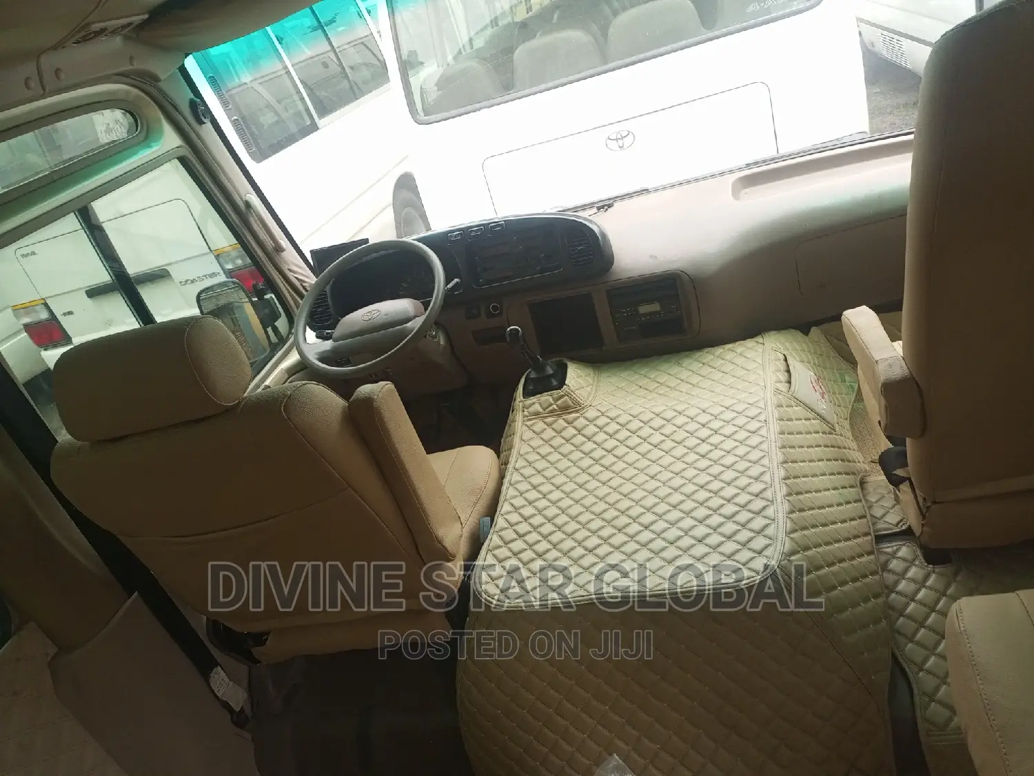 Toyota Coaster 2012 Gold