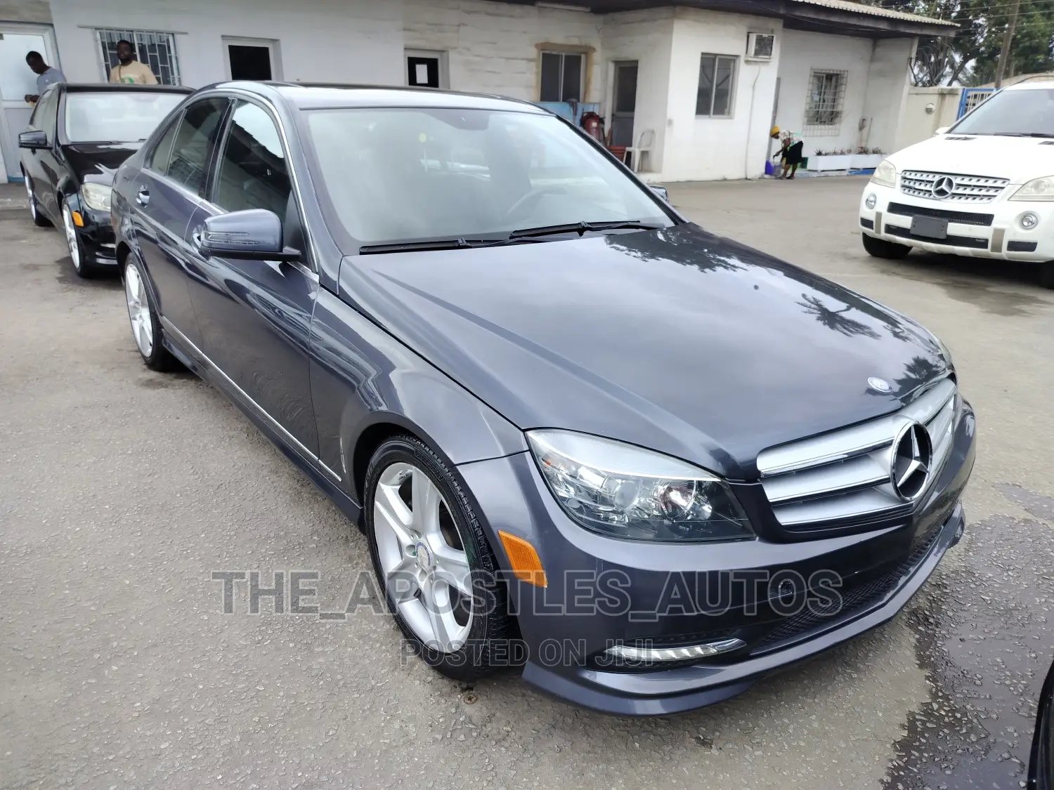 Mercedes-Benz C300 2011 Gray