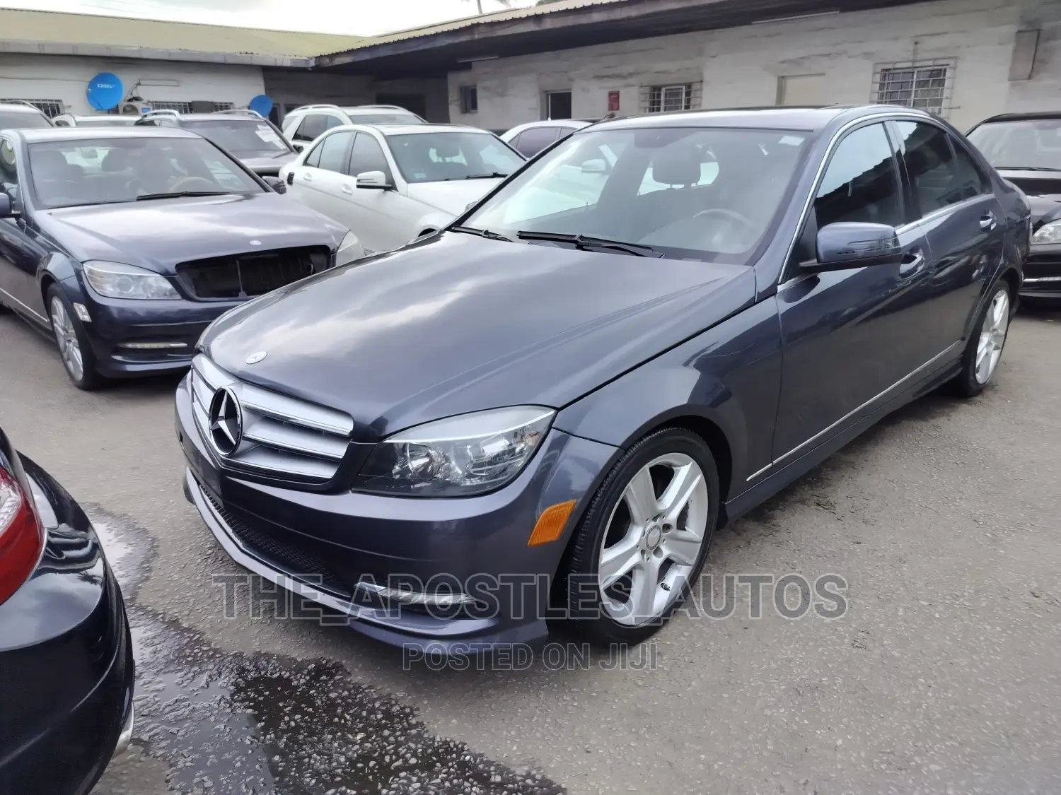 Mercedes-Benz C300 2011 Gray