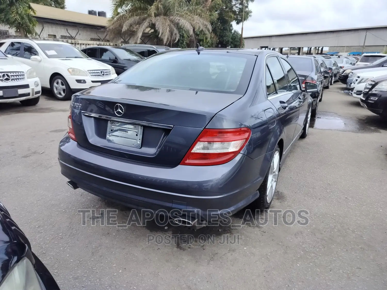 Mercedes-Benz C300 2011 Gray