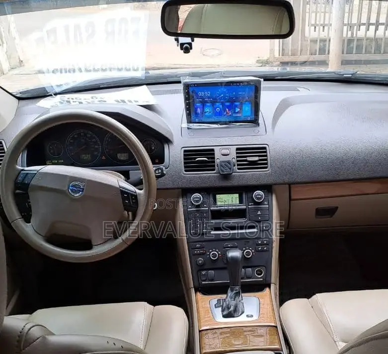 Volvo XC90 Android Player + Reverse Camera