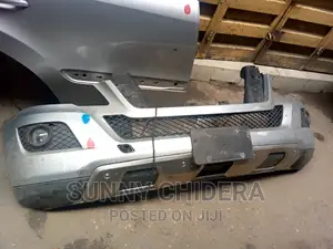 ML 2010 Complete Front Bumper Direct Tokunbo Extra Clean