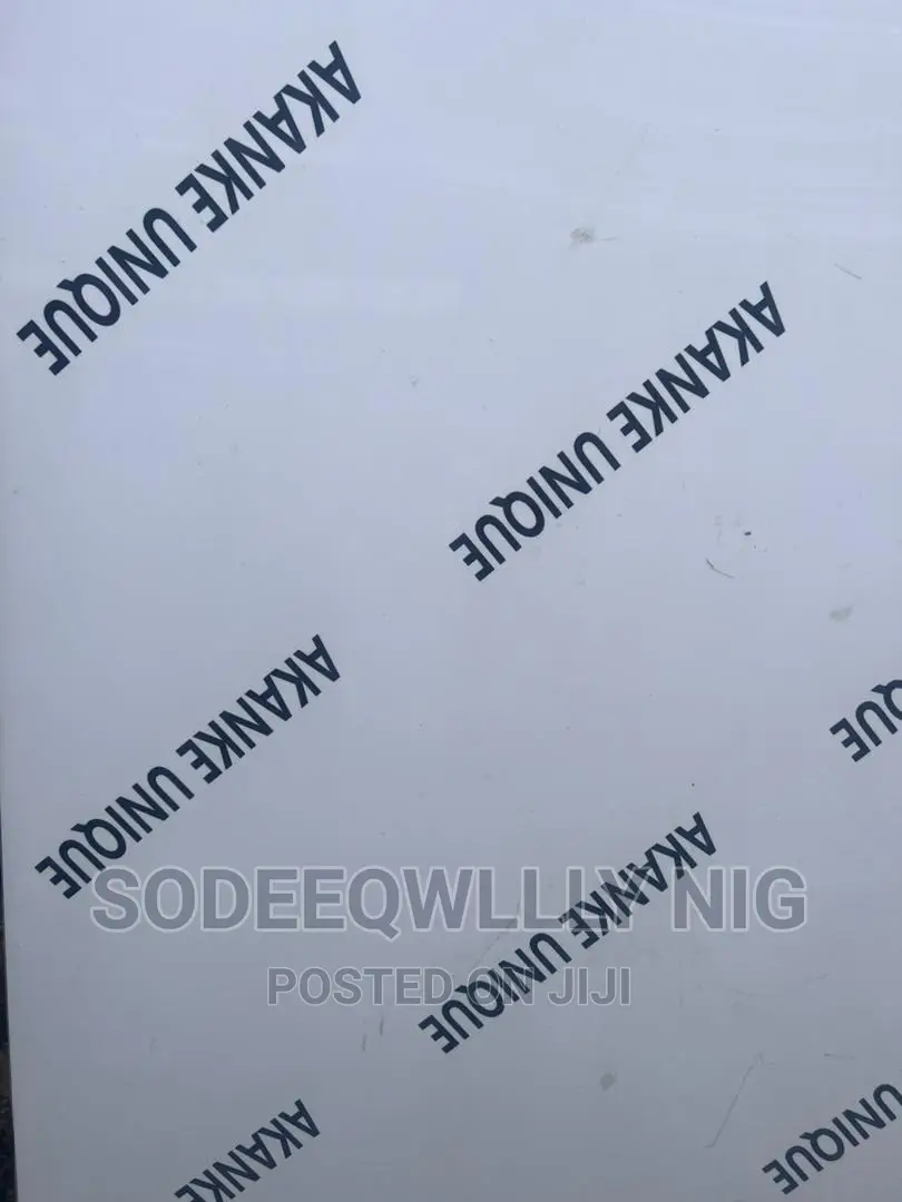 White Gloss Board