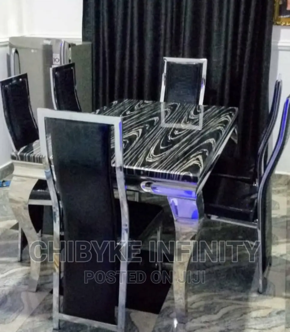 Quality Six Seaters Marble Dining Table.