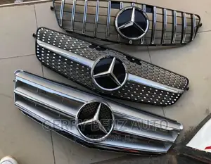 Front Grille for C300,E350,ML350,Glk350,Gle350,CLA250,GLA250
