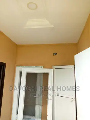 2bdrm Block of Flats in Silverland Estate, Ajah for rent
