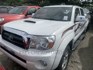 Toyota Tacoma X-Runner 2008 White